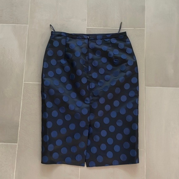 J Crew pencil skirt in dot brocade - Picture 6 of 16